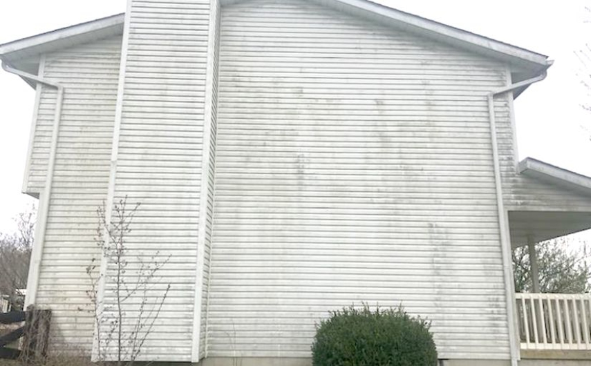 dirty house exterior